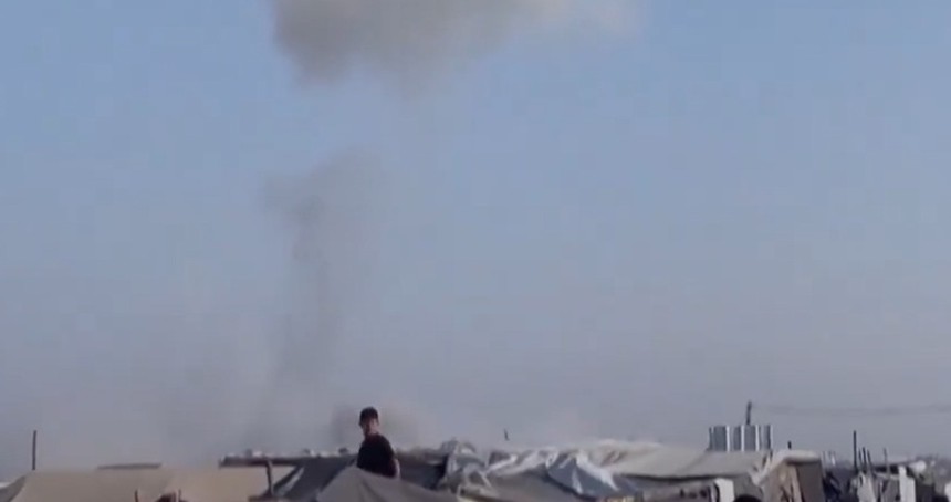 İşgalciler Gazze'de çadırları bombaladı: 10 şehit