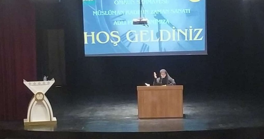 Malatya’da "Müslüman Kadının Zaman Sanatı" konferansı düzenlendi