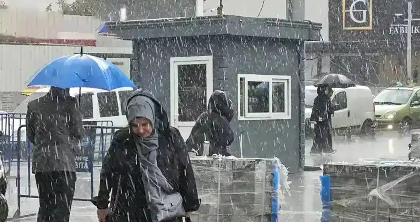 Meteoroloji'den kuvvetli yağış ve rüzgâr uyarısı