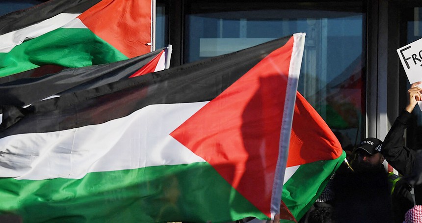 BBC'ye Gazze soykırımı protestosu: Batı basını gerçekleri gizliyor