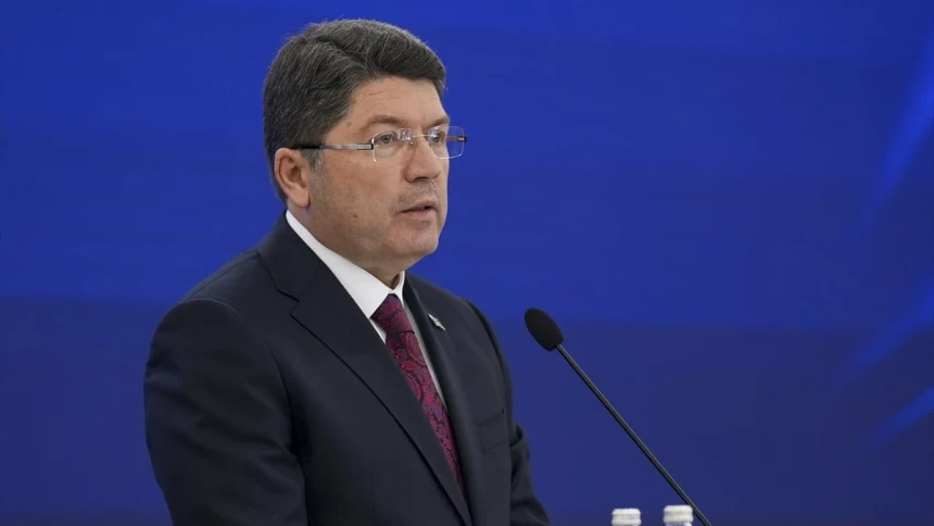 Bakan Tunç kadın tutuklular ve hükümlüler için müjdeyi verdi!