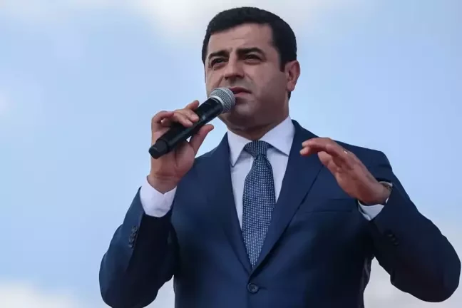 Selahattin Demirtaş'tan PKK'nın fesih kararına ilk yorum