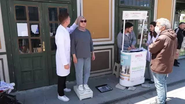Meydanlarda 'kilo kontrolü' başladı, ilk ölçümler İstanbul'da yapıldı