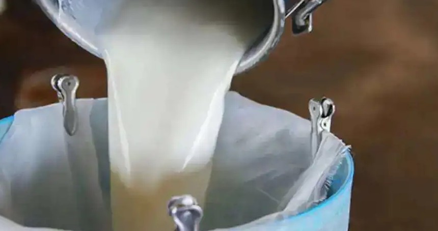 Ticari süt işletmelerince 1 milyon 15 bin ton inek sütü toplandı