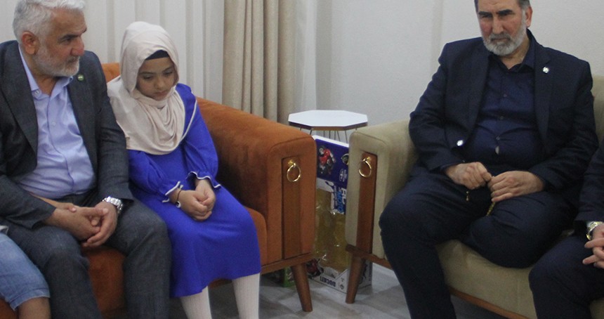 Yapıcıoğlu'ndan şehit Sacid'in ailesine ziyaret