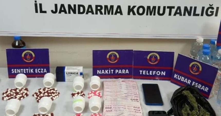 Manisa'da uyuşturucu operasyonu: 2 gözaltı 