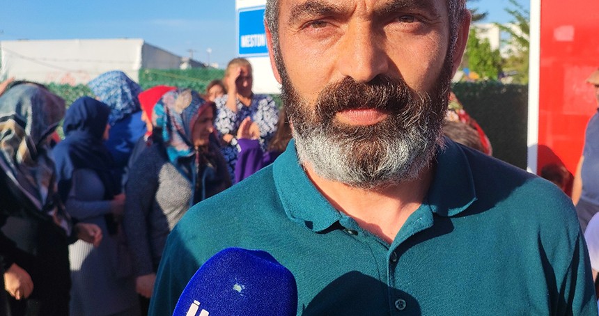 Kamu personeli depremzedelerden konteyner kent tahliye kararına tepki