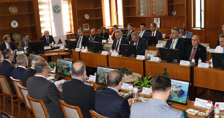 Üniversite hastanelerinin geleceği Çukurova’da masaya yatırıldı