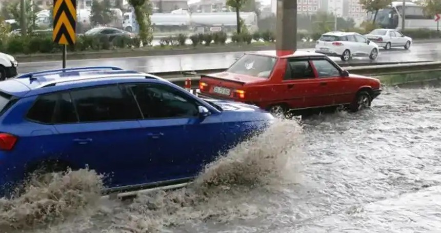Marmara ve Batı Karadeniz'de kuvvetli yağış ve fırtına bekleniyor