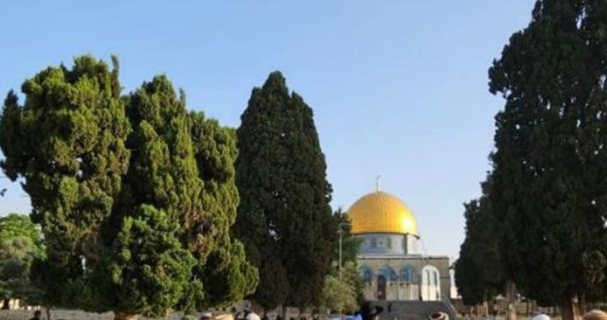 Onlarca siyonist yerleşimci Mescid-i Aksa’ya baskın düzenledi