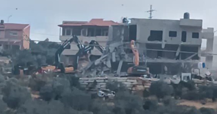 Siyonist rejim Filistinlilere ait evleri yıkmayı sürdürüyor