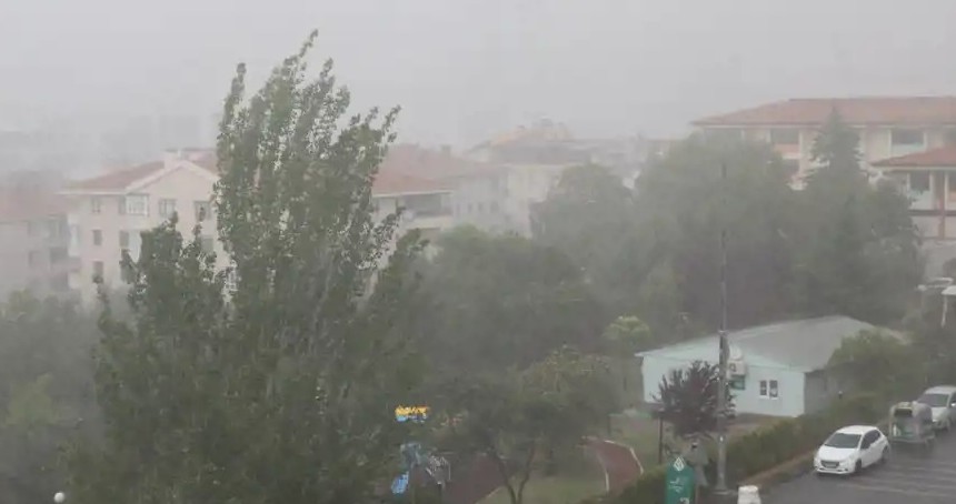 Batı Karadeniz’de kuvvetli rüzgâr, iç bölgelerde sağanak yağış bekleniyor