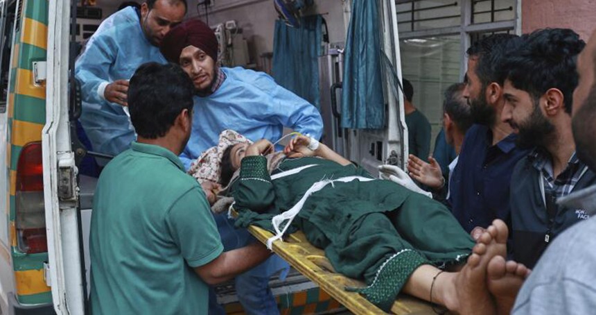 Pakistan’ı fırtına ve dolu vurdu: 3 can kaybı