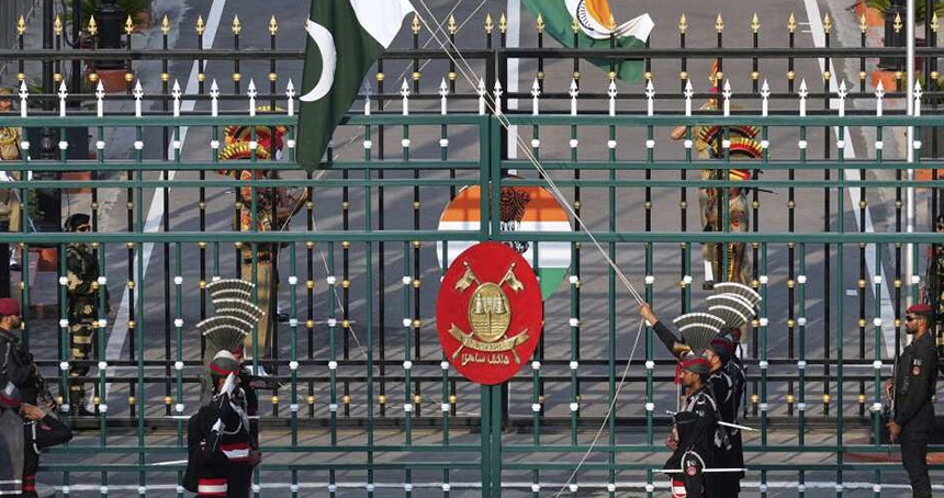 Pakistan ve Hindistan askerlerini geri çekme konusunda anlaştı