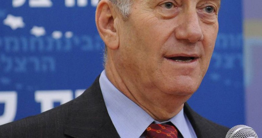Ehud Olmert: Gazze'de yapılanlar savaş suçuna yakın