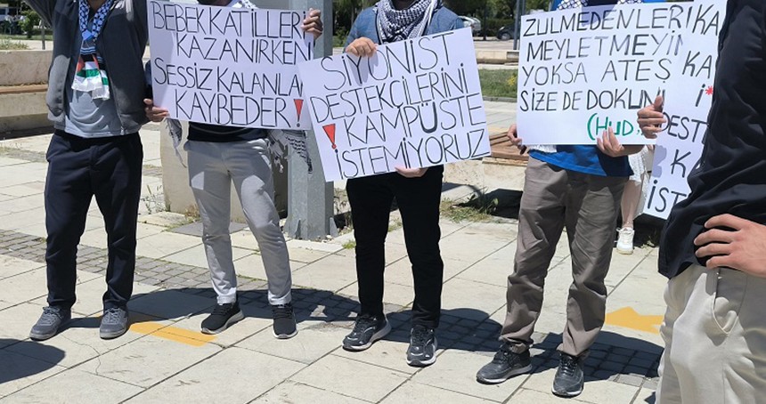 Van Yüzüncü Yıl Üniversitesi (YYÜ)’de açılan siyonist destekçisi markanın standı protesto edildi!