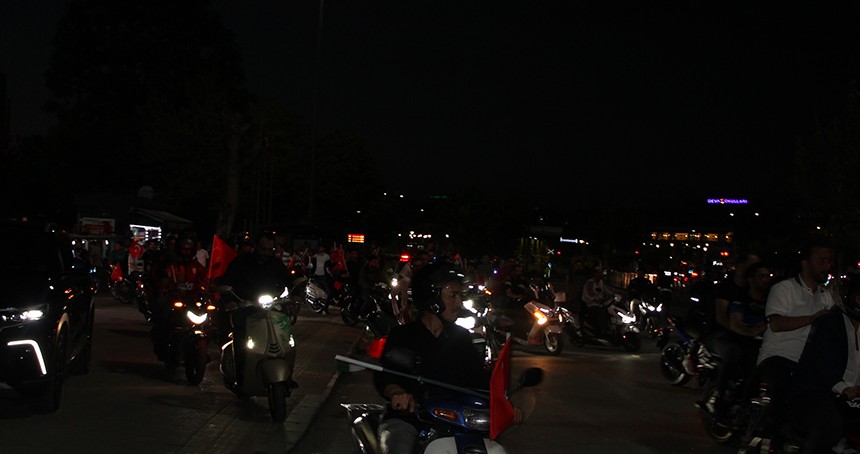 Gaziantep'te motosiklet sürücülerinden Gazze protestosu