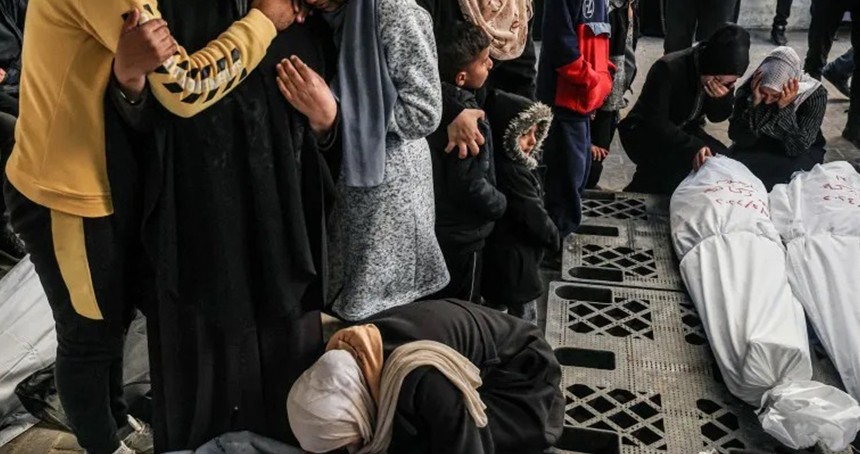 Gazze'de can kaybı 53 bin 939'a yükseldi