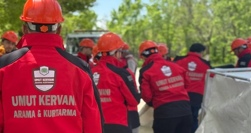 Umut Kervanı Ağrı Derneği Arama Kurtarma Ekibi, AFAD eğitimlerini başarıyla tamamladı