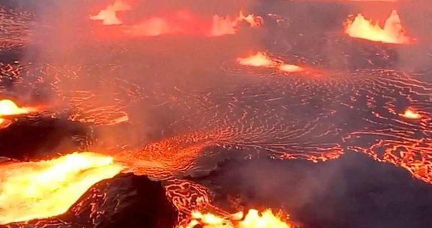 Hawaii'deki Kilauea Yanardağıyeniden lav püskürttü