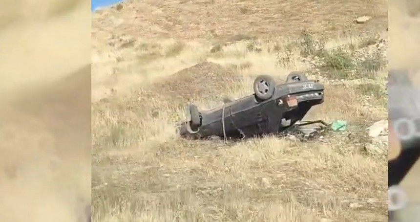 Şanlıurfa'da otomobil takla attı: 3 kişi yaralandı