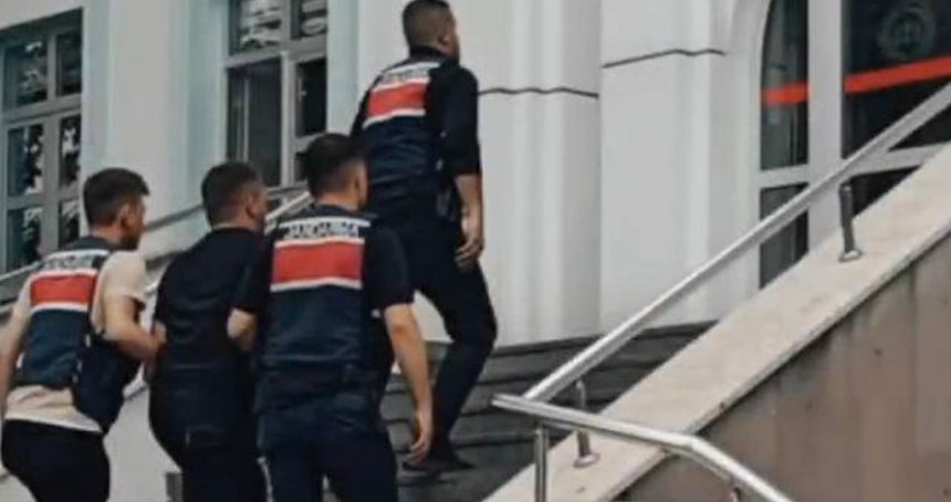 Bursa’da 17 farklı suçtan aranan zanlı yakalandı