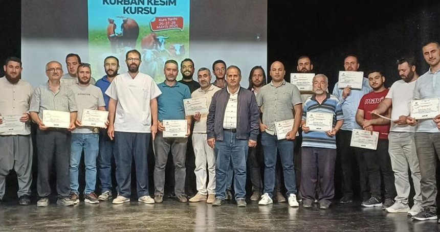 Malatya Büyükşehir Belediyesinden uygulamalı kurban kesimi eğitimi
