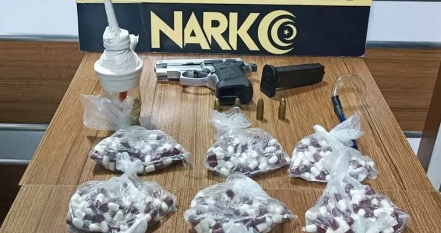 Manisa'da uyuşturucu operasyonu: 5 gözaltı