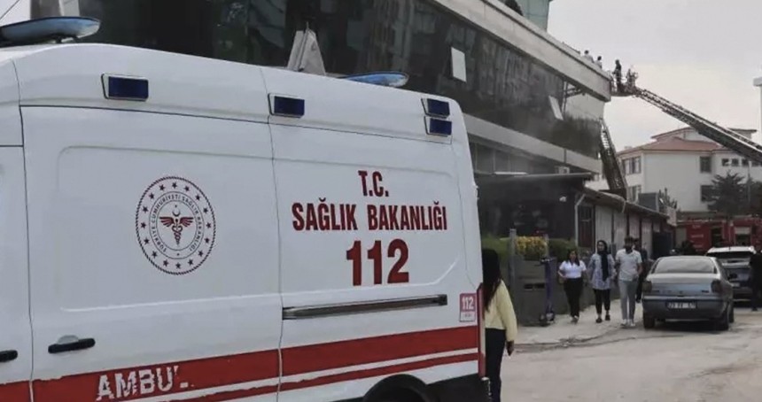 Elazığ'da alışveriş merkezinde yangın paniği