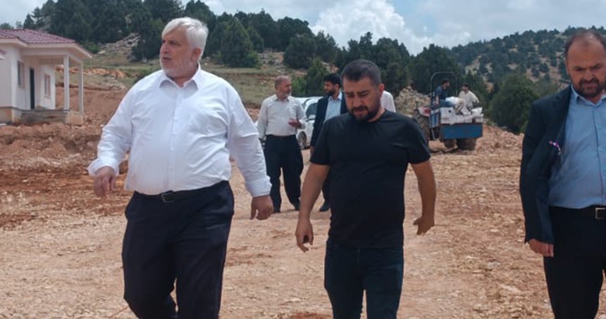HÜDA PAR heyeti Kahramanmaraş'ta deprem konutlarını yerinde inceledi