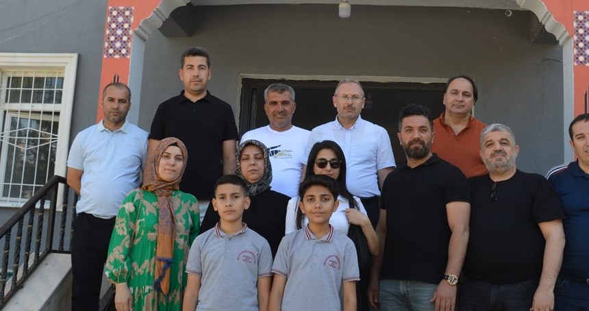 İmam Hatipli iki öğrenciden Türkiye birinciliği: Hem başarı hem maneviyat