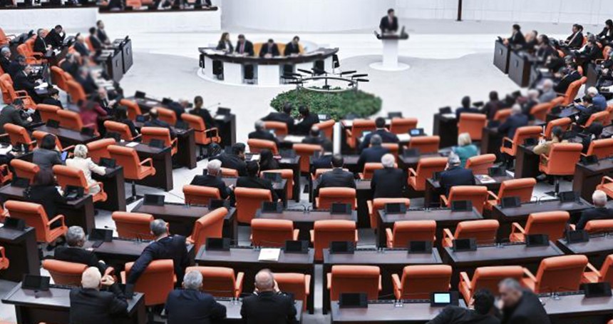 10. Yargı Paketi Meclis'te kabul edildi: Yeni düzenlemeler neler getiriyor?
