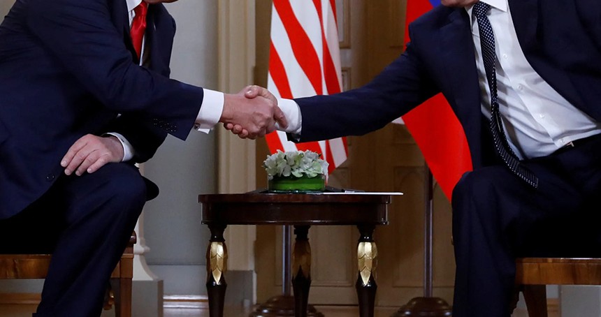 Trump ile Putin görüştü 