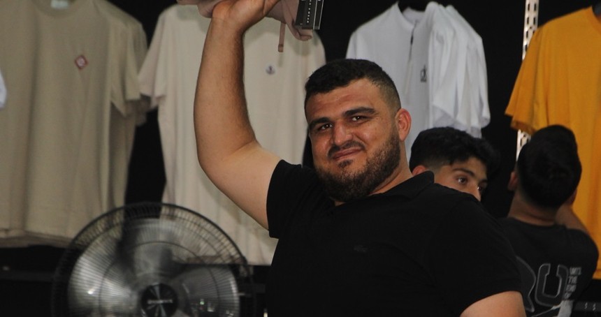 Mardin’de bayram öncesi giyim mağazalarında yoğunluk devam ediyor