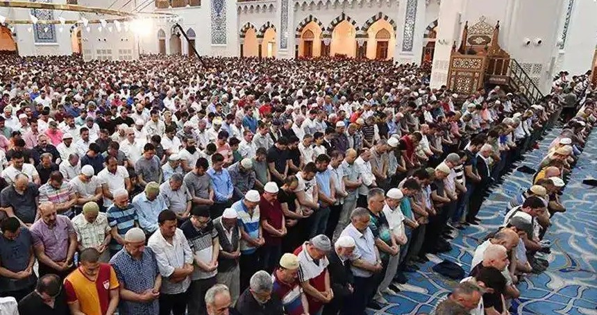 Teşrik tekbirlerini unutmayalım