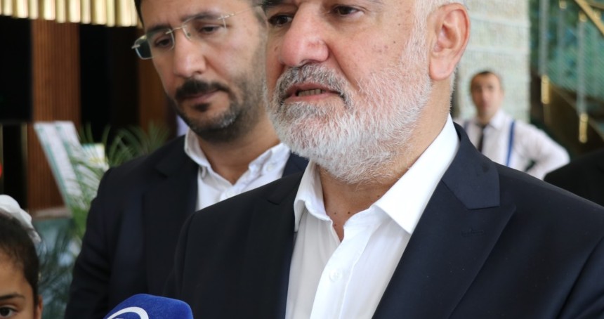 HÜDA PAR Genel Başkanı Yapıcıoğlu, Filistinli aileleri ziyaret edip bayramlaştı