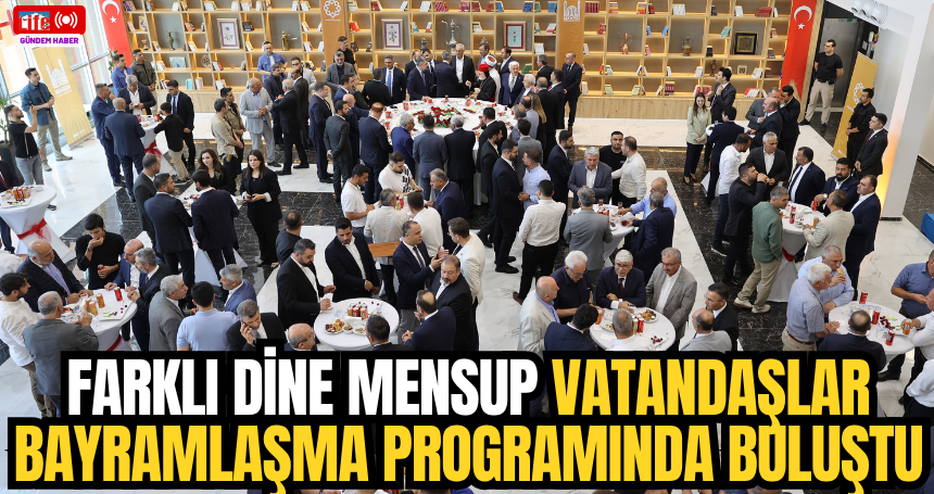 Mardin'de farklı dine mensup vatandaşlar bayramlaşma programında buluştu