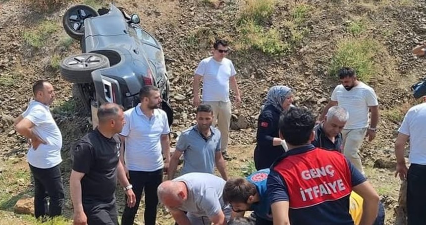 Otomobil şarampole yuvarlandı: 5 yaralı
