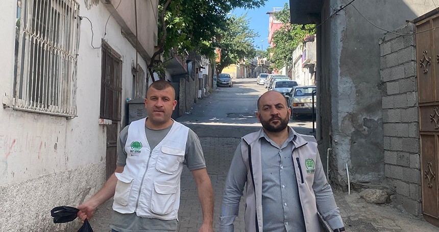 Kahramanmaraş Umut Kervanı muhtaç ailelere kurban eti ulaştırdı