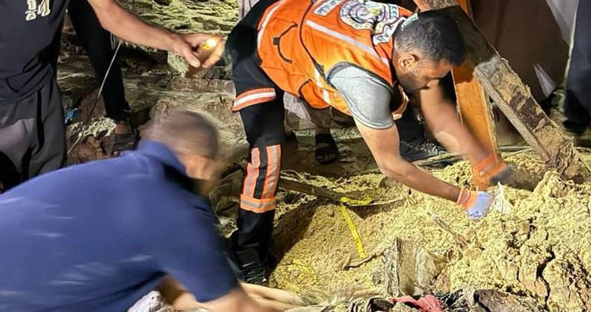 Han Yunus'ta yeni katliam: Siyonist rejim, mülteci çadırlarını bombaladı