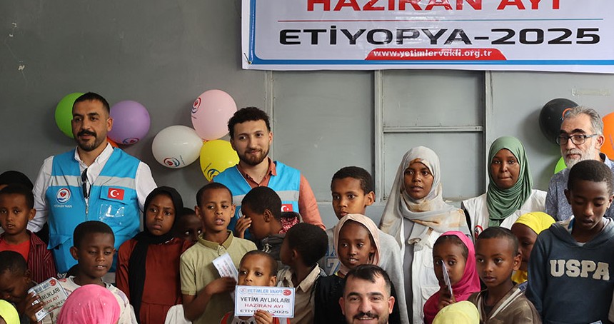 Yetimler Vakfı'ndan Etiyopya'da bayram yardımı
