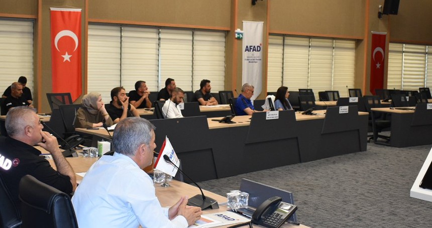 Bingöl'de afetzedeler için kurumlar arası iş birliği toplantısı gerçekleştirildi