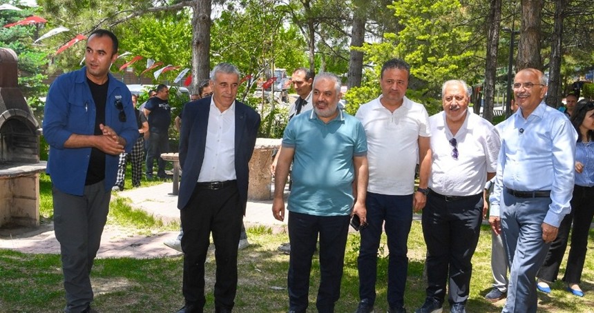 Malatya Büyükşehir Belediye Başkanı Er, LGS öncesi öğrencilerle moral pikniğinde buluştu
