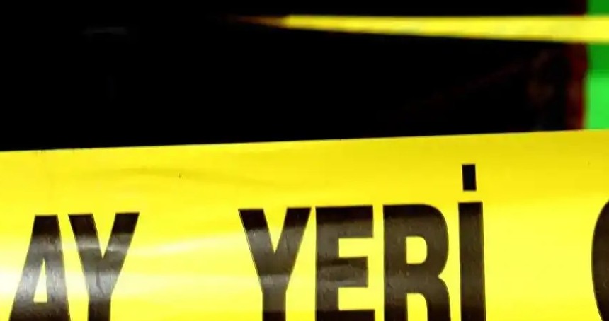 Traktörü tamir ederken altında kalan işçi hayatını kaybetti