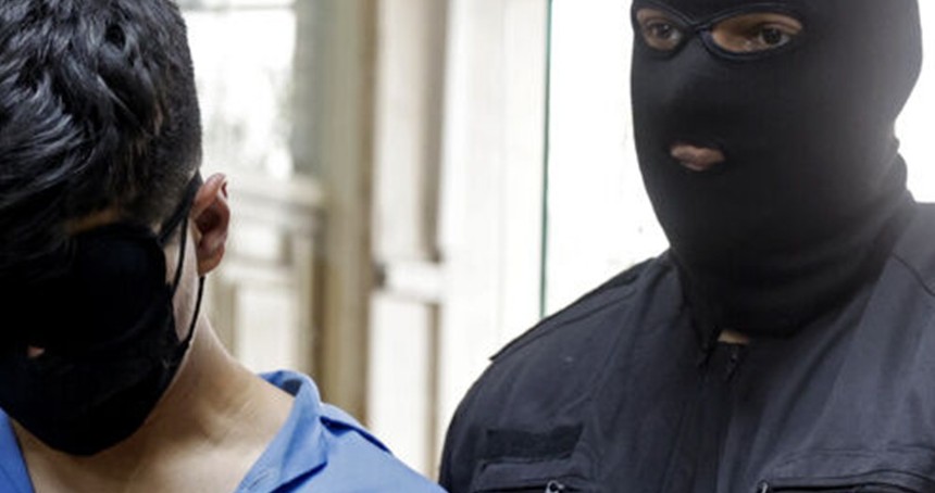 İran, 2 Mossad ajanını yakaladı