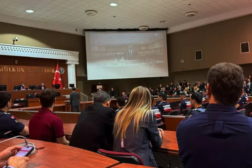 İmamoğlu hakim karşısına çıktı! 2 ay sonra ilk kez görüntülendi