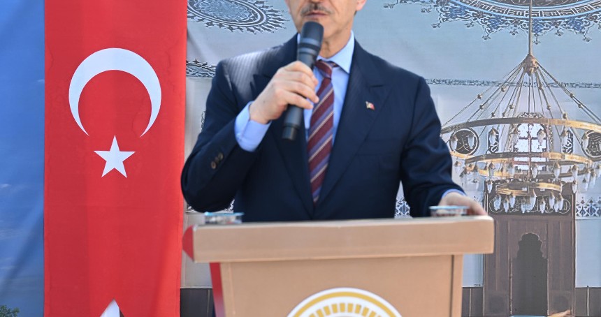 Vali Yavuz: Gazze'de çocuklar dünyanın gözü önünde katledilmektedir