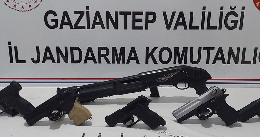 Gaziantep'te silah kaçakçılığı operasyonu: 2 gözaltı