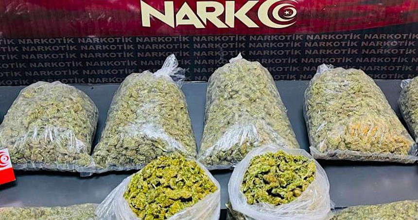 Batman'da uyuşturucu operasyonu: 10 kilo skunk ele geçirildi
