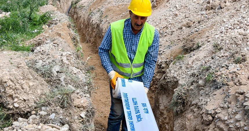 İçme suyu sıkıntısı yaşayan mahallenin sorunu çözüldü